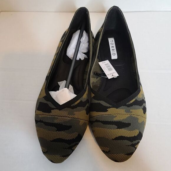 10.5W Extra Wide Width Torrid Flat Green Camouflage Flex Sole Knit Cushioned - Picture 7 of 9